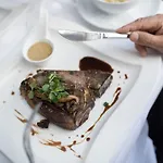 Design-konferenzhotel & Restaurant Steinernes Schweinchen 4* קאסל