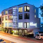 Design-konferenzhotel & Restaurant Steinernes Schweinchen מלון 4*