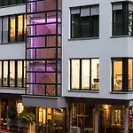 Design-konferenzhotel & Restaurant Steinernes Schweinchen קאסל