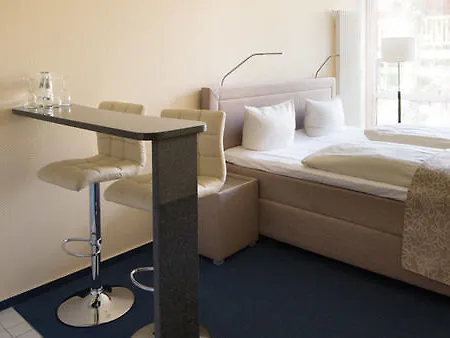 Design-konferenzhotel & Restaurant Steinernes Schweinchen 4*