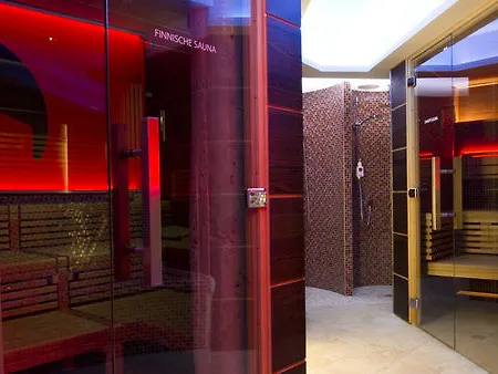 מלון Design-konferenzhotel & Restaurant Steinernes Schweinchen קאסל