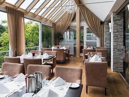 فندق Design-konferenzhotel & Restaurant Steinernes Schweinchen 4*