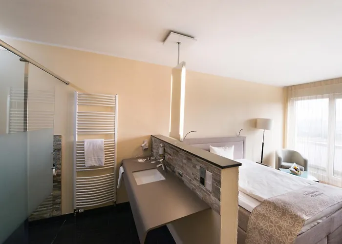 Design-konferenzhotel&restaurant Steinernes Schweinchen 4*