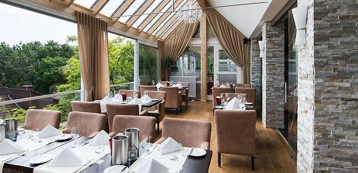 Hotel Design-konferenzhotel&restaurant Steinernes Schweinchen 4*